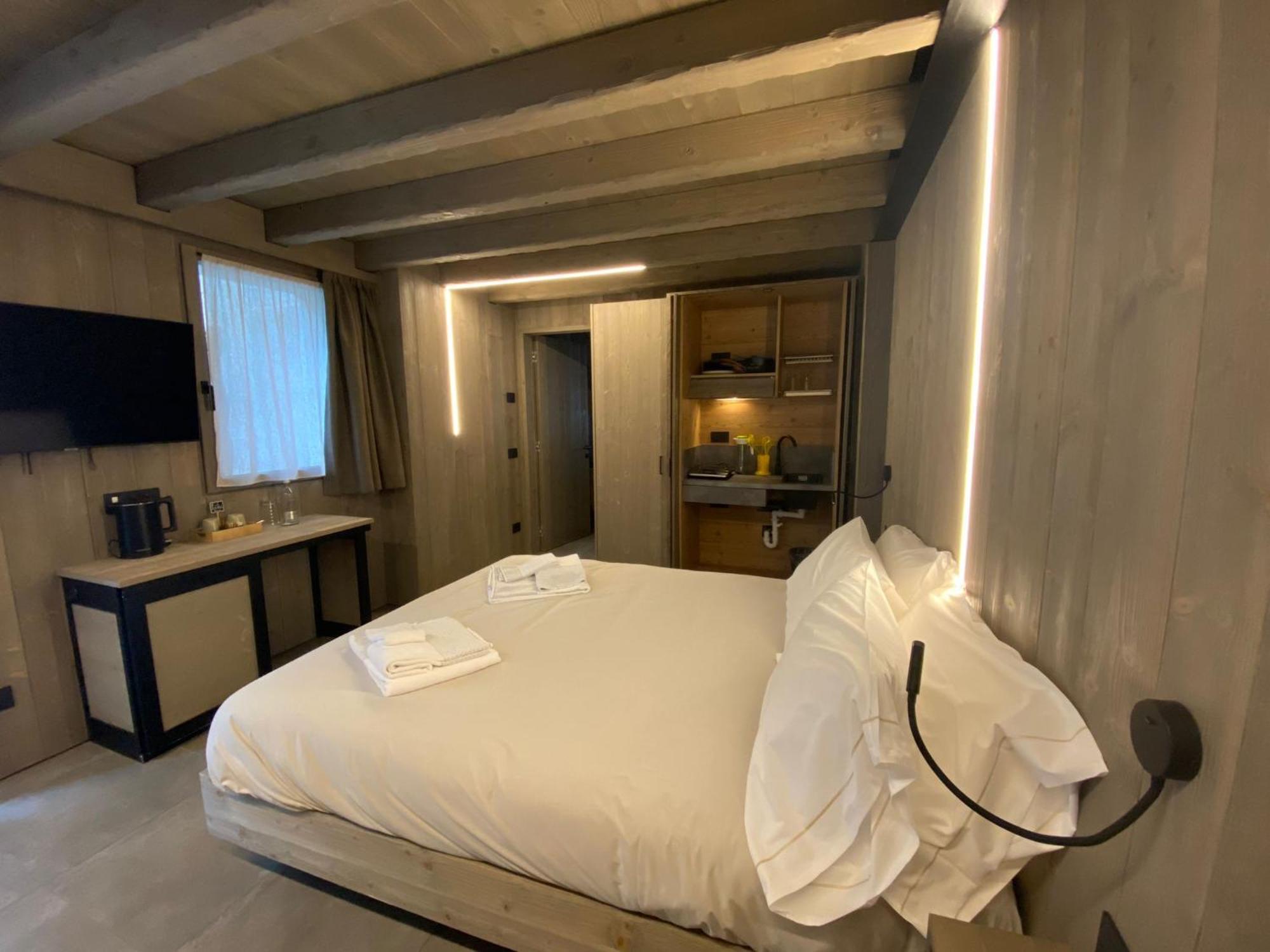 Le Suites De San Campel Rta Ponte Di Legno Esterno foto