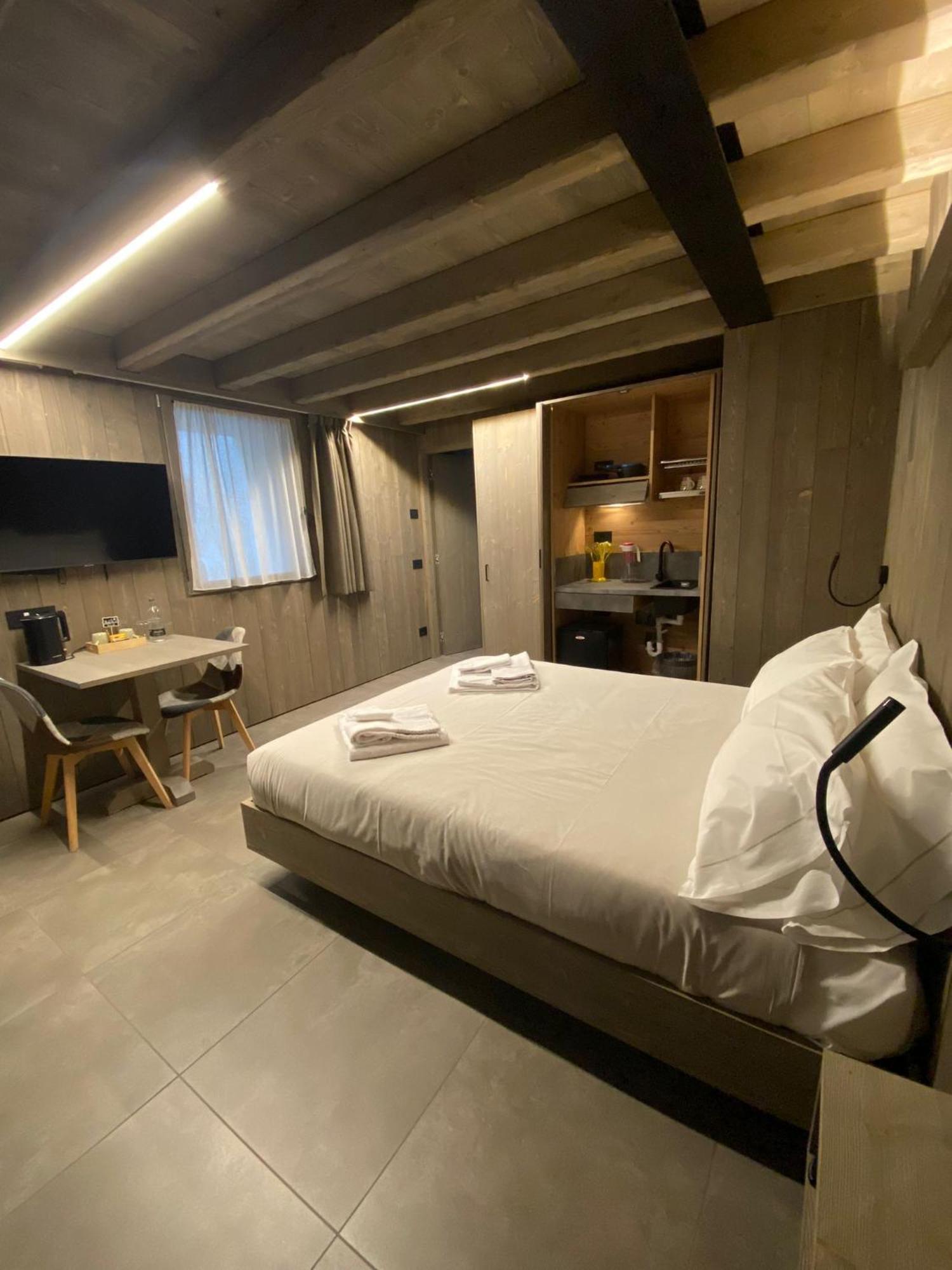 Le Suites De San Campel Rta Ponte Di Legno Esterno foto