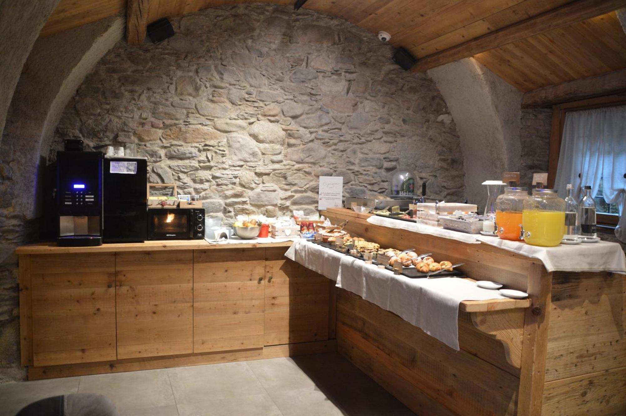 Le Suites De San Campel Rta Ponte Di Legno Esterno foto