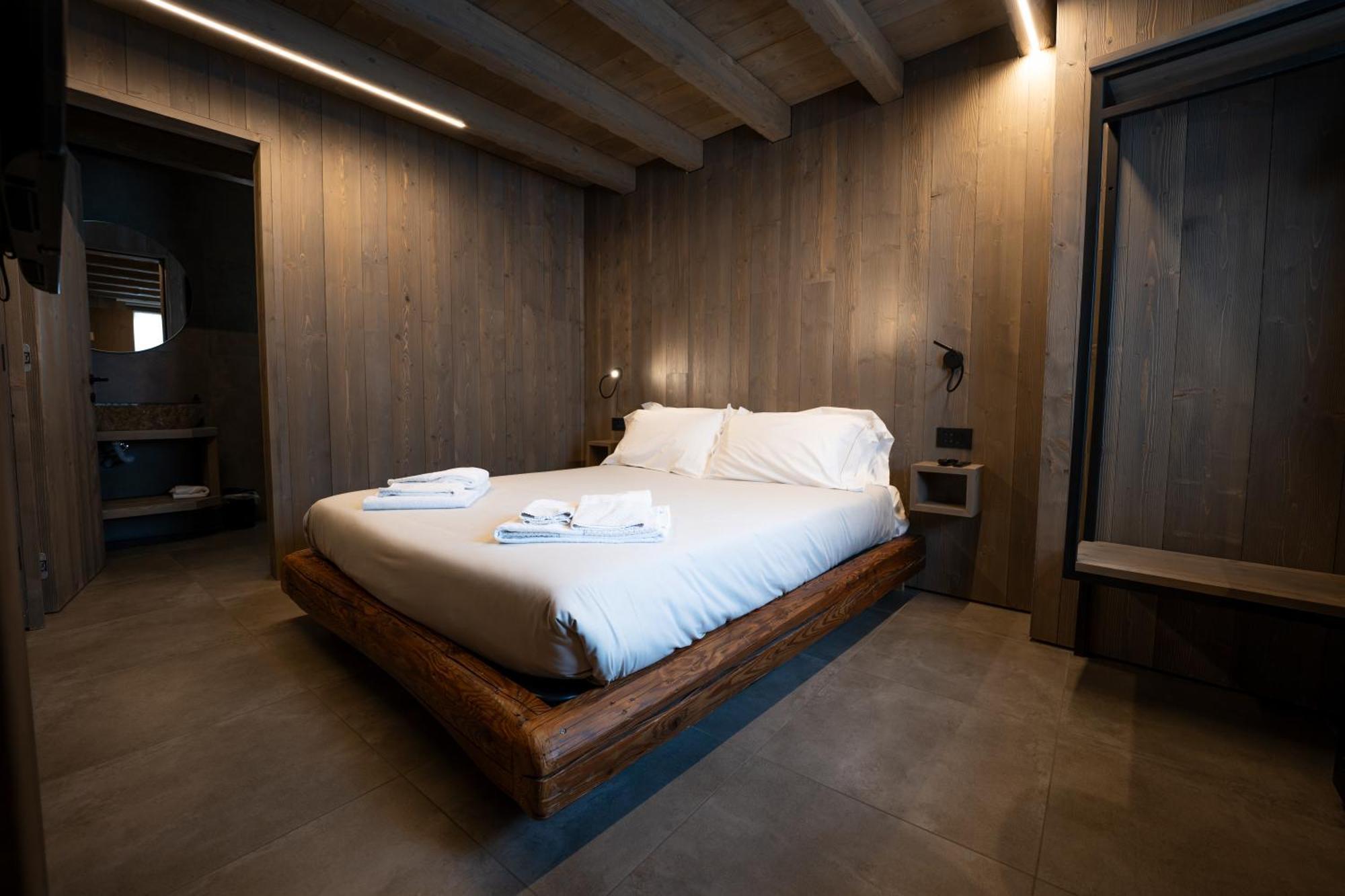 Le Suites De San Campel Rta Ponte Di Legno Esterno foto